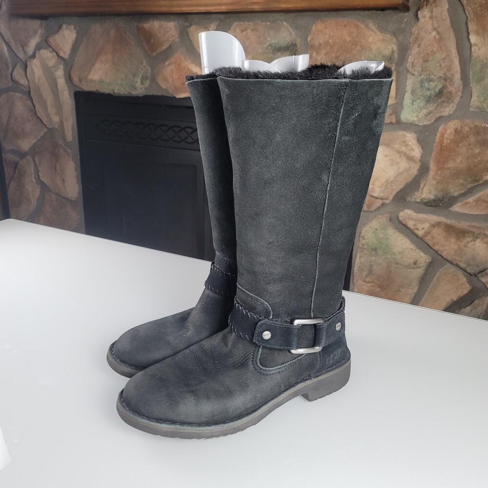 UGG Braiden Suede Leather Fold Over Shearling Boots in Black, sz 9